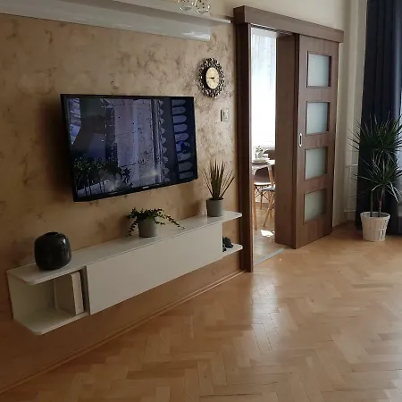 Apartman Apartamento *